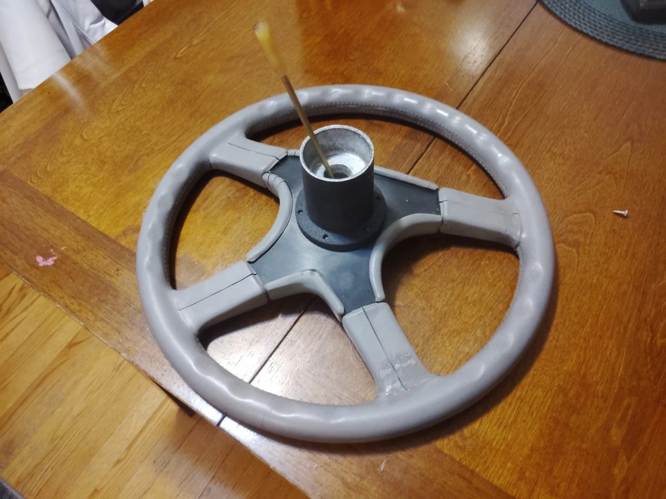 Volante Jaguar Sport ITALIA Momo Gris XJS XJ6 XJ12 SPC1124LDY Foto 3 de 4