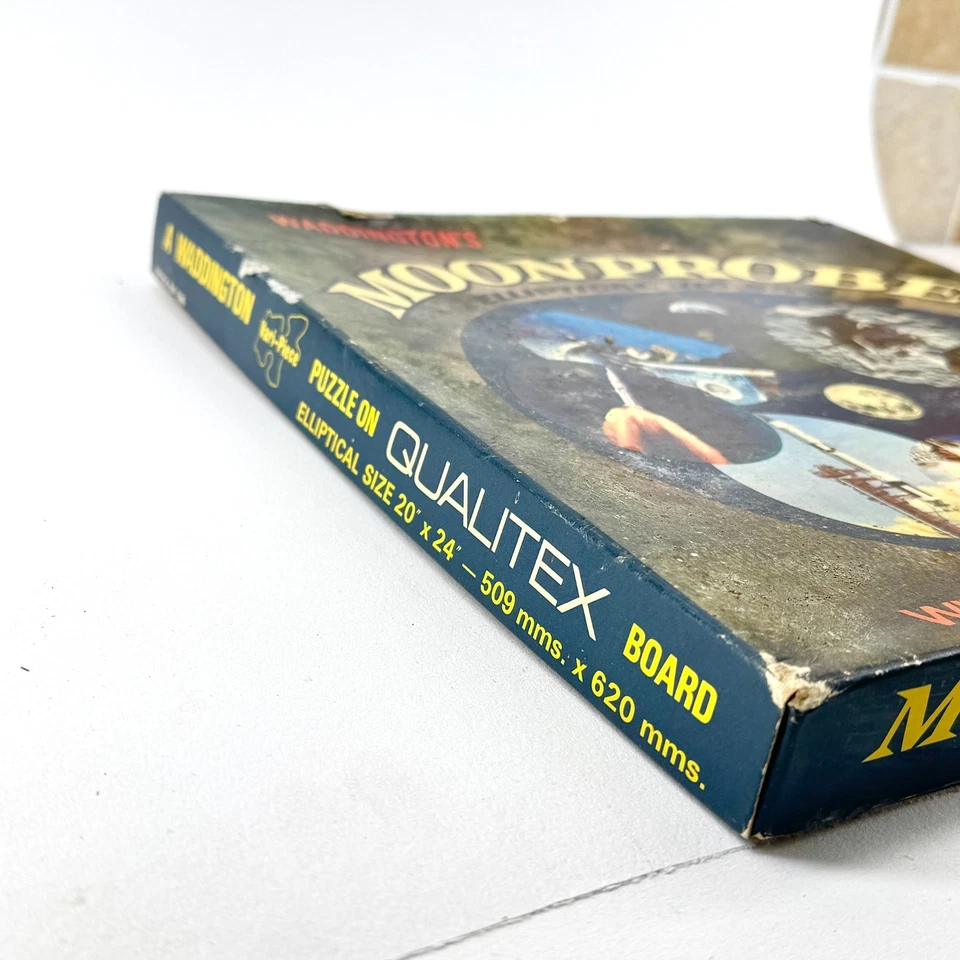 VINTAGE WADDINGTONS MOONPROBE ELLIPTICAL JIGSAW PUZZLE - Image 3 of 4