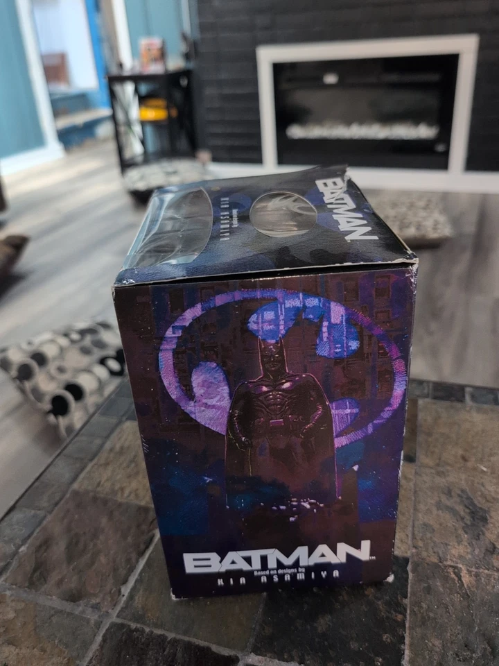 DC Comics Batman por Kia Asamiya Wave 2 figuras Hiedra Venenosa - Yamato 2005 Foto 2 de 4