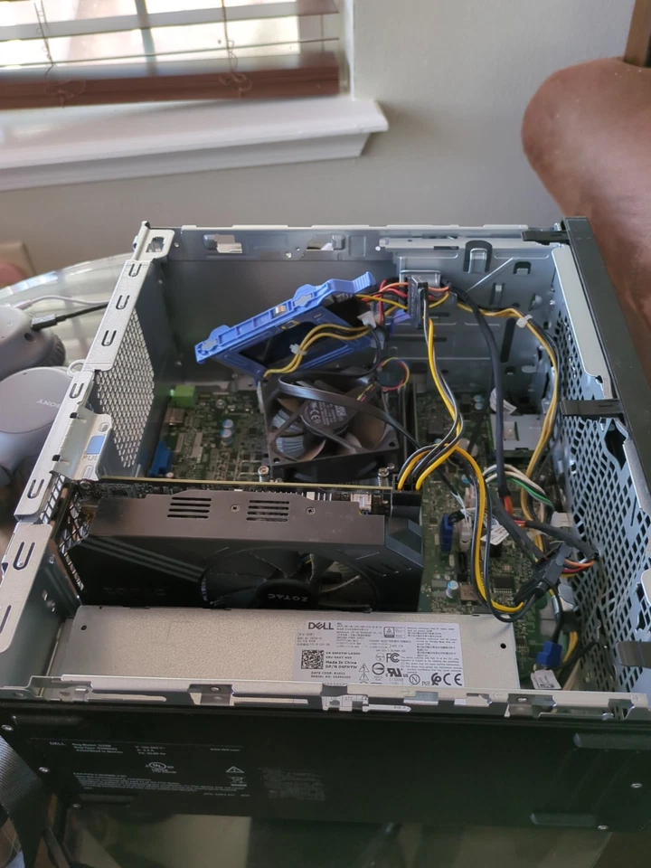 Dell Inspiron 3880 Desktop I3-10100 3.6GHz, 8GB RAM, 1/2Tb NVMe, Windows 11 Home - Image 2 of 4