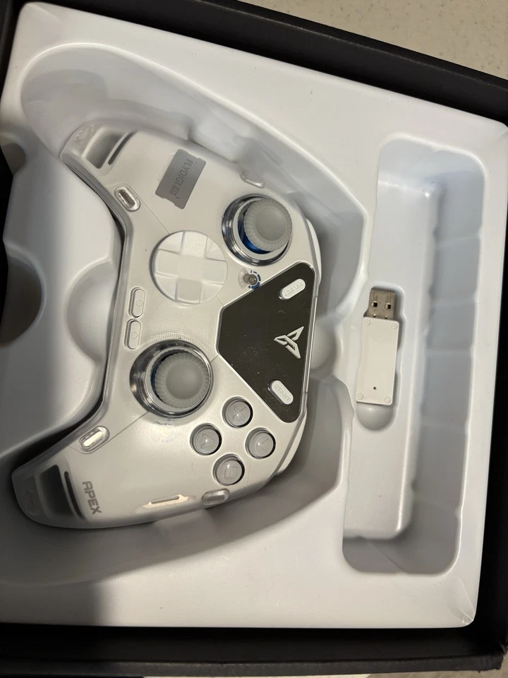 New! FlyDiGi APEX 4 Gaming Controller Wireless Elite Force Feedback Trigger - Image 2 of 3