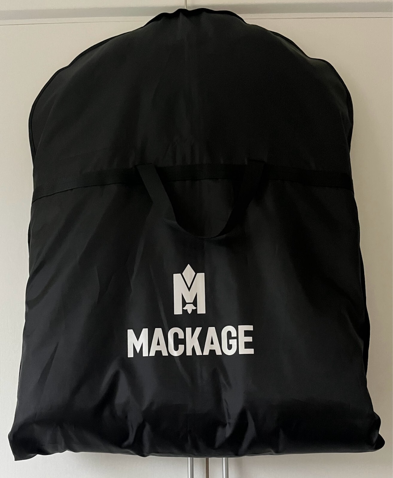 MACKAGE FARREN AGILE-360 DOWN COAT WITH REMOVABLE HOOD IN BLACK SIZE S *RRP £990 image 5