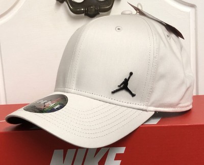 lululemon baller cap