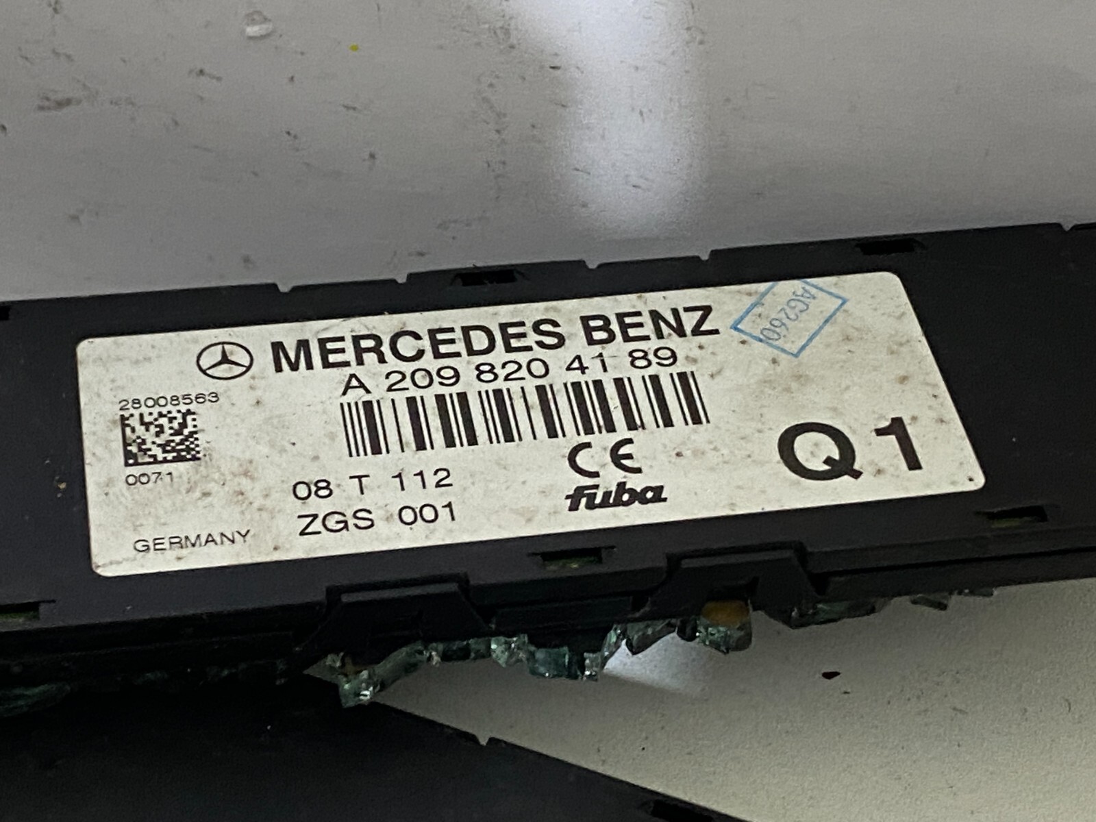 MERCEDES CLK 200 W209 Antenna Control Amplifier A2098204189 for 