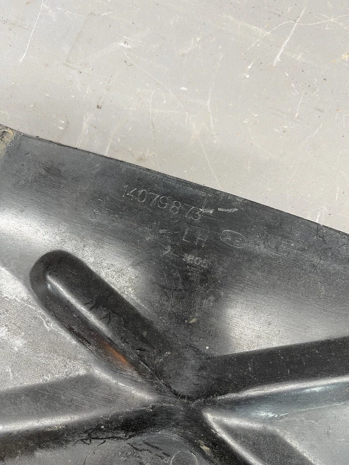 Parachoques delantero inferior para Chevy Camaro 1985-1991 Berlinetta RS IROC Foto 4 de 4