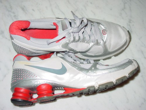Womens Nike Shox Turbo+ 10 Metallic Silver Running Shoes! Size 9 - Picture 8 of 16