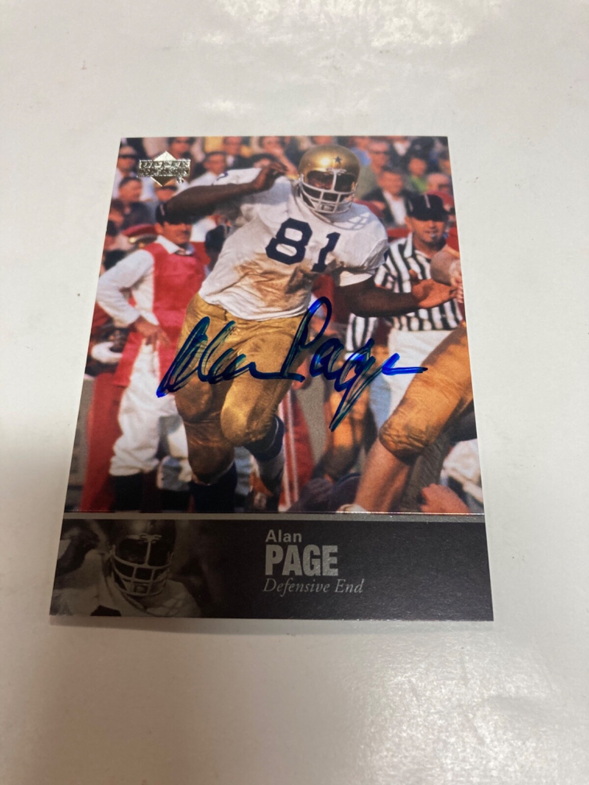 2011 upper deck college football legends Alan page Notre Dame autograph