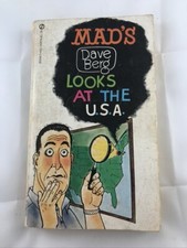 1964 MAD's Dave Berg   Looks at the USA  Signet Paperback Book MAD Magazine