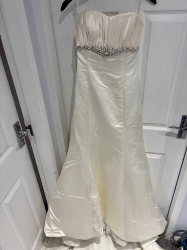 bridal wedding gown dress size 6 - Picture 7 of 12
