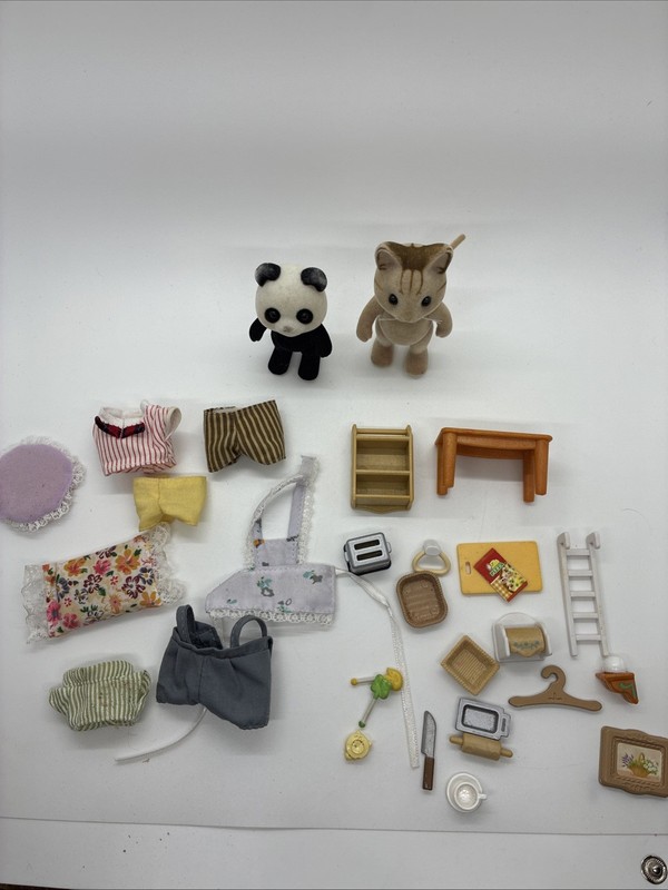 Calico Critters Accessories Lot With Two Figures
