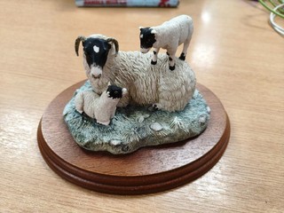 Border Fine Arts (JH37) 'King of the Castle' The James Herriot Collection.
