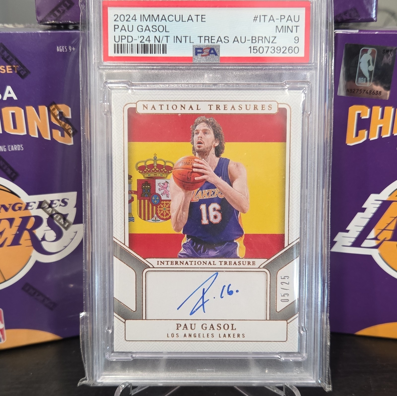 Panini 24-25 National Treasures Int'l ITA-PAU Auto 5/25 PSA 9 Rare Bronze