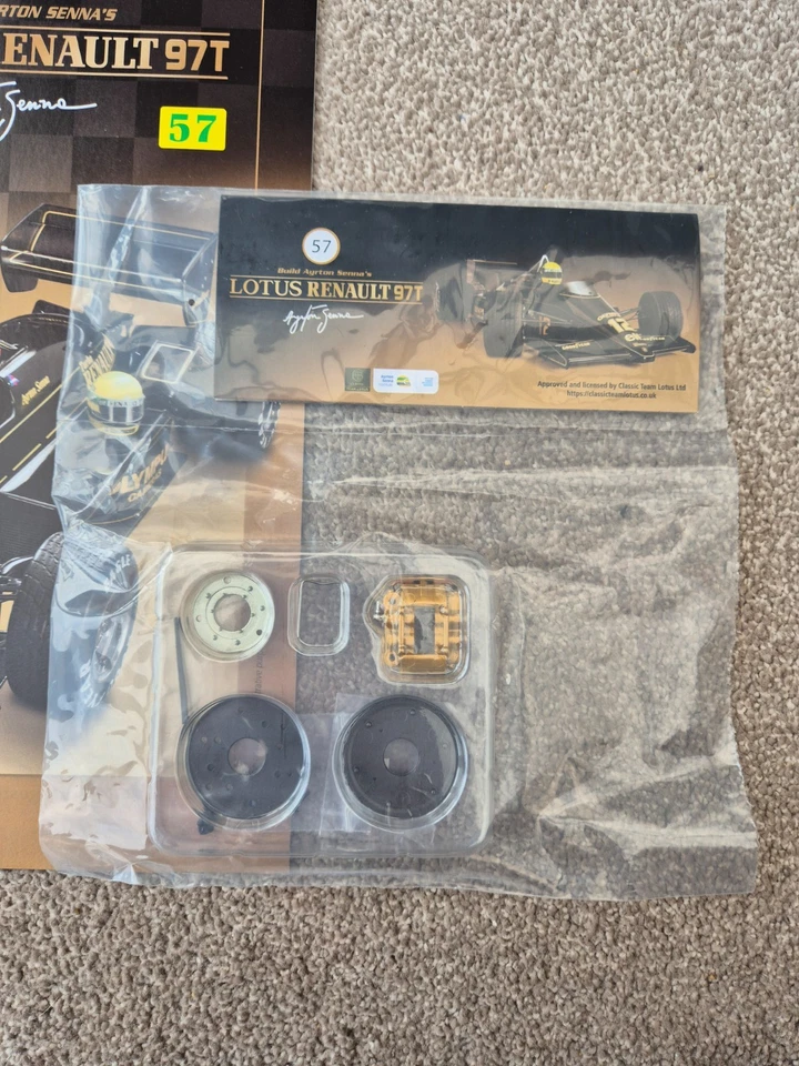 1/8 DEAGOSTINI COSTRUIRE IL 1985 LOTUS RENAULT 97T AYRTON SENNA F1 AUTO PROBLEMA - Immagine 3 di 3