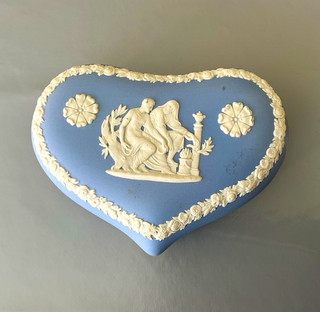 Wedgwood England Blue & White Heart Ceramic Trinket Box with Removable Lid