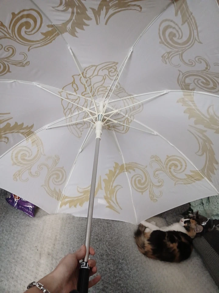 Versace Medusa Colección Limitada Fragancias 31" Paraguas Grande Blanco y Dorado Foto 3 de 4