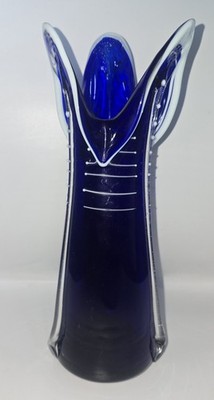 Mundgeblasene Studioglas Vase, Cobalt Blue and White, Fadenglas, Murano Art