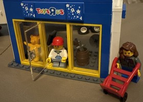 LEGO CITY: Toys R Us Truck ~ 7848 ~ 100% Complete w/Manual - Retired ~ Ltd. Ed.