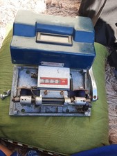 TRUMETER BRAND - VINTAGE MECHANICAL 4-DIGIT COUNTER