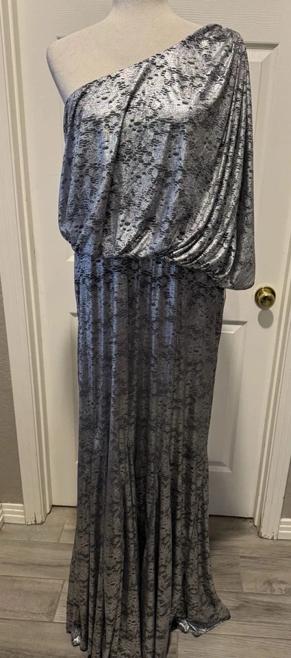 Adrianna Papell VTG One Shoulder Silver Metallic Liquid Gown Dress Formal 18 NEW - Image 3 of 4