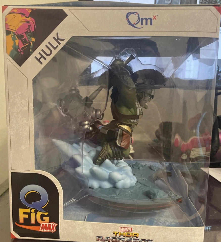 Hulk Thor Ragnarok Q-Fig Max Marvel Avengers Gladiator Quantum Mechanix Foto 4 de 4