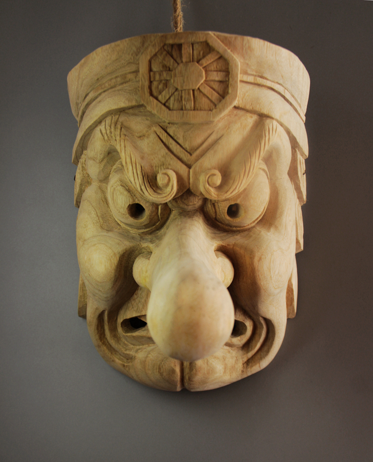 QH028- 23 x 15 x 18cm Hand Carved Camphor Wood Japanese Noh