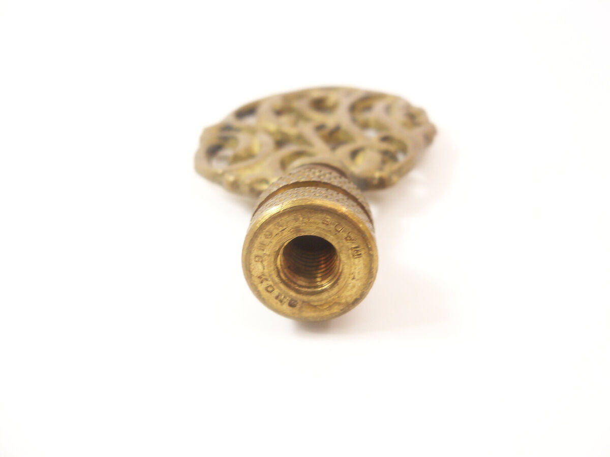 Vintage Brass Williamsburg Cipher Scroll Lamp Finial 3 1/4 Vintage Brass Williamsburg Cipher Scroll Lamp Finial 3 1/4