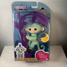 Fingerlings Zoe Baby Monkey by WowWee Toys - Sealed Packaging