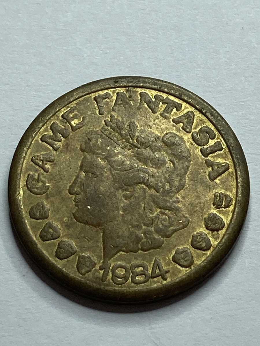 VERY RARE 1984 GAME FANTASIA ARCADE TOKEN VINTAGE OLDER VERSION