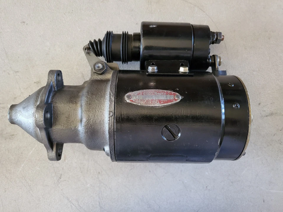 Camiones Chevy de arranque Delco Remy restaurados 1956 # 1107627 código 5C24 con fecha Foto 2 de 4