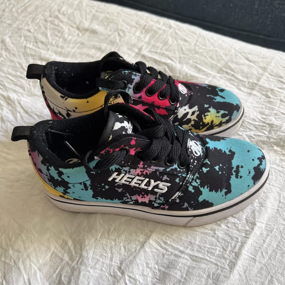 Little shop kid heelys