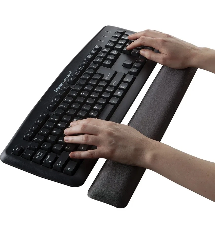 Fellowes Gel Wrist Support, Graphite, Durable Lycra® Covering, 1 Each (FEL91737) - Image 2 of 2