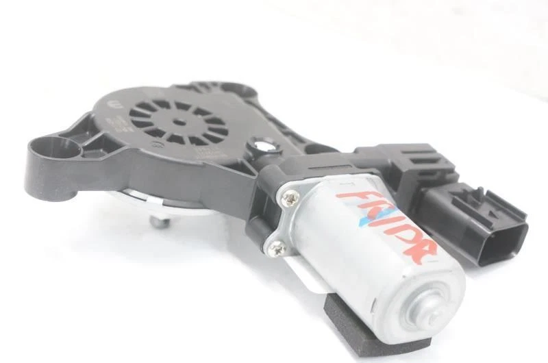 Двигатель стеклоподъемника для левой передней двери 09–20 Dodge Ram 2500 68044805AA от оригинального производителя - Изображение 4 из 4