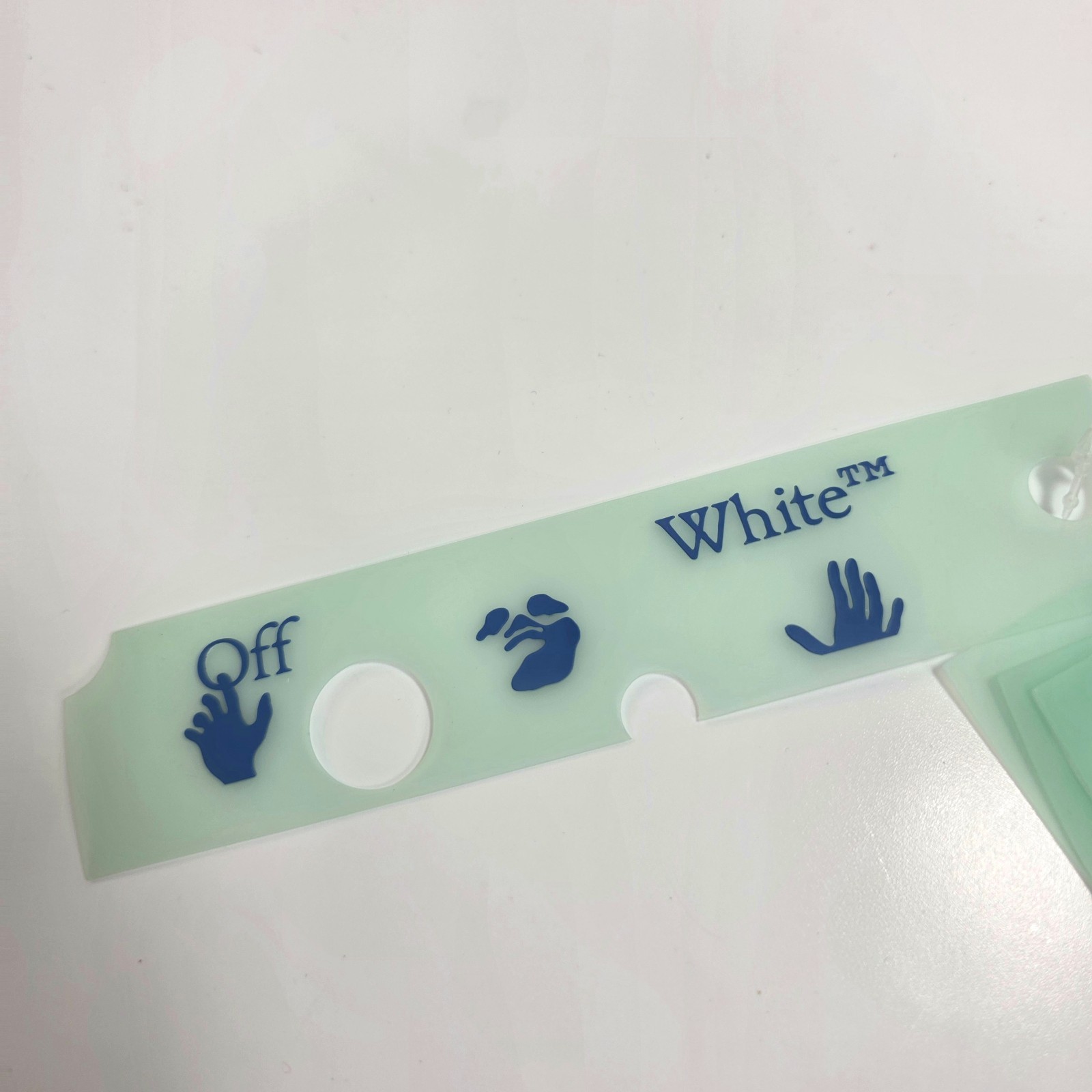 Off-White c/o Virgil Abloh Hangtag Green Print Logo Authentic