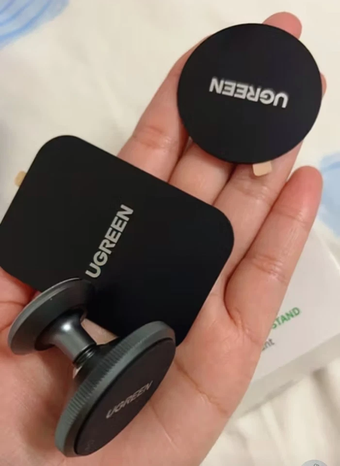 Magnetic Car Phone Holder Stand | 360° Universal Mount with Strong Magnet - Image 3 of 4