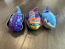 Zhu Zhu Aquarium Pets Set of 3 Fish Stingray  Shark