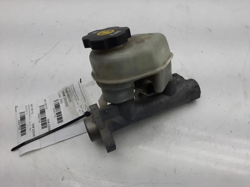 Brake Master Cylinder With ABS Opt JL9 06-08 Chevrolet Impala 19209185 - Image 2 of 4