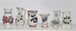5 Miniture Collectible Pitchers.  1 Vase  #113