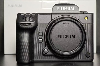 Fujifilm GFX100 II 102.0MP Digital Camera   Excellent Condition