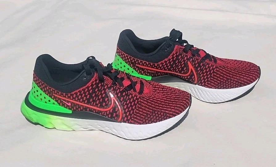 Nike Air Max Infinity Black Green Strike Crimson for Sale