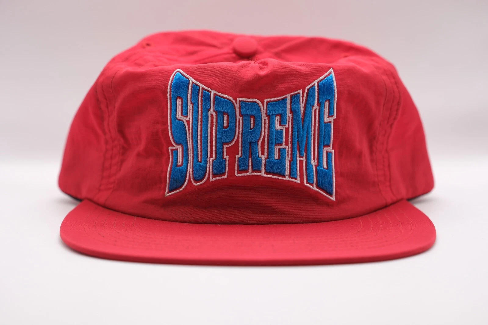 SUPREME SS16 NYLON LOGO SANGLE 5 PANNEAUX CASQUETTE CHAPEAU ROUGE NEUF AVEC ÉTIQUETTES BOÎTE LOGO DUNK