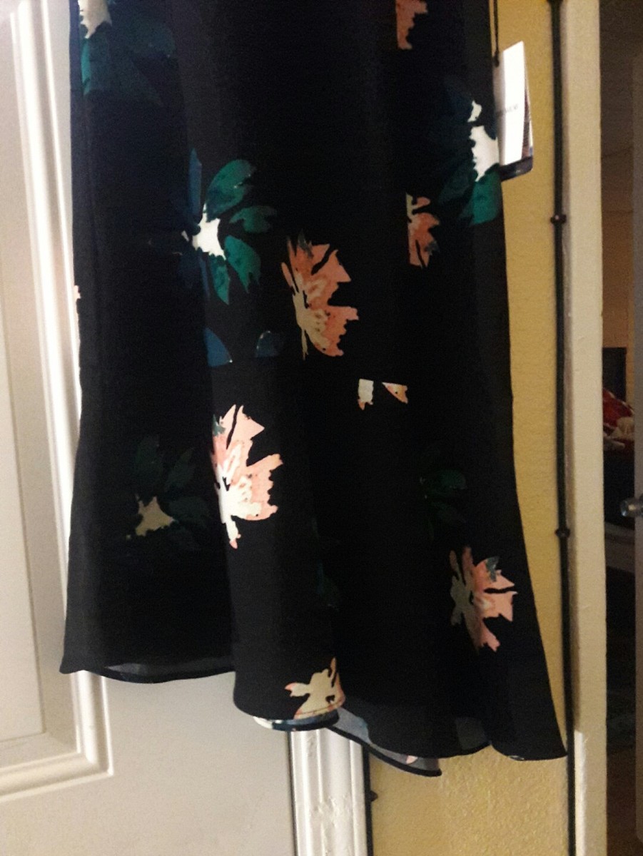 Robe Sans Manches Who What Wear - Imprimé Floral Noir - Ourlet Asymétrique - Taille M - Neuf Avec étiquettes