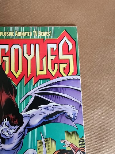 Gargoyles #8 (1995) Newsstand Edition - Picture 3 of 14