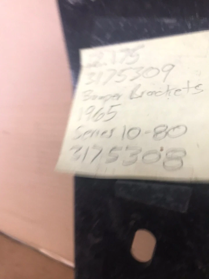 NOS AMC RAMBLER 1965-66 Rebel Classic Ambassador Marlin JUEGO DE SOPORTES DE PARACHOQUES DELANTERO Foto 3 de 3