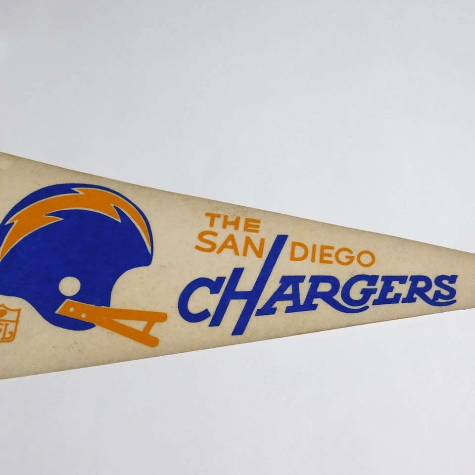 Vintage Original 1970s SAN DIEGO CHARGERS NFL Helmet Logo Full Size Pennant Flag - Image 3 of 4