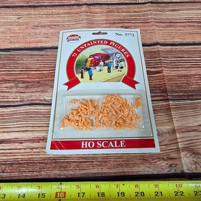 Model Power HO Scale #5772   72 Unpainted Figures   Model Train Layout People