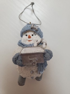 Vtg 1999 ''Snow Buddies'' EG Encore Group Snowman Ornament White & Blue 3.25'' T