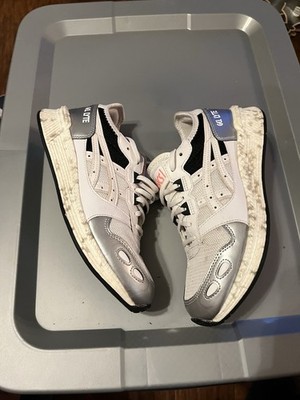 ASICS Women's HyperGEL-LYTE Shoes 1192A085 Size 8 White silver