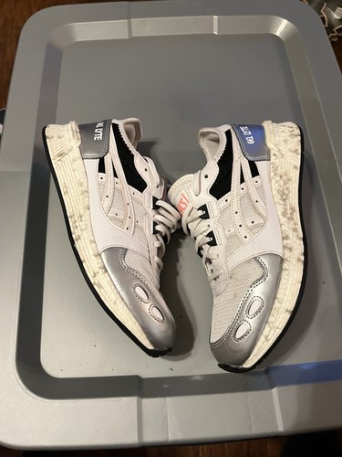 ASICS Women's HyperGEL-LYTE Shoes 1192A085 Size 8 White silver