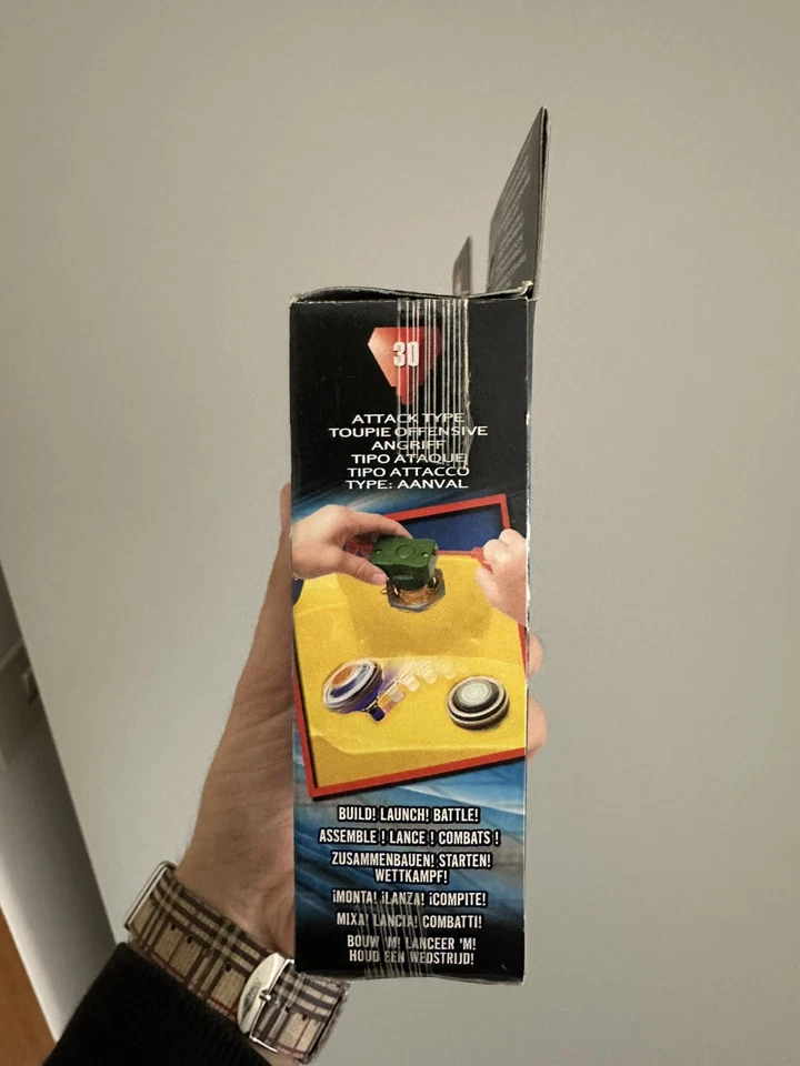 BEYBLADE - WING ATTACKER - PRIMA EDIZIONE - HASBRO 2003 - NUOVO SIGILLATO SEALED - Immagine 3 di 4