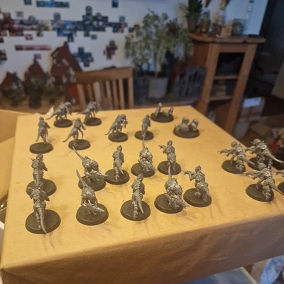 Warhammer 40k - Tyranid Tyraniden 20 Termagaunt &  Ripper Swarm Leviathan Box 1 - Bild 1 von 2